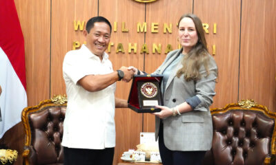 Wamenhan RI Terima Kunjungan Executive Director IISS-Asia