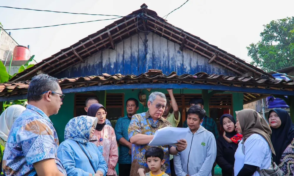 Benyamin Davnie Lanjutkan Program Bedah Rumah, Targetkan 329 Unit Diperbaiki Sepanjang 2026