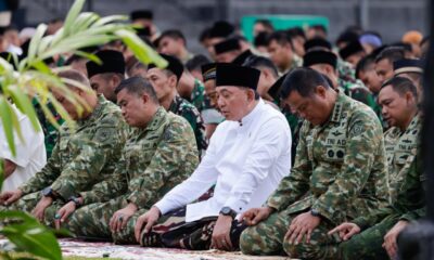 Menhan Laksanakan Salat Iduladha Bersama Prajurit dan Masyarakat di Makodam XVIII/Kasuari