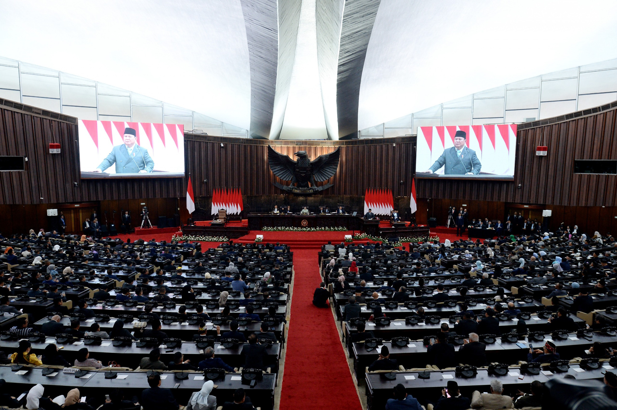 Menhan RI Hadiri Rapat Paripurna DPR RI ke-19 Masa Persidangan V Tahun Sidang 2025–2026