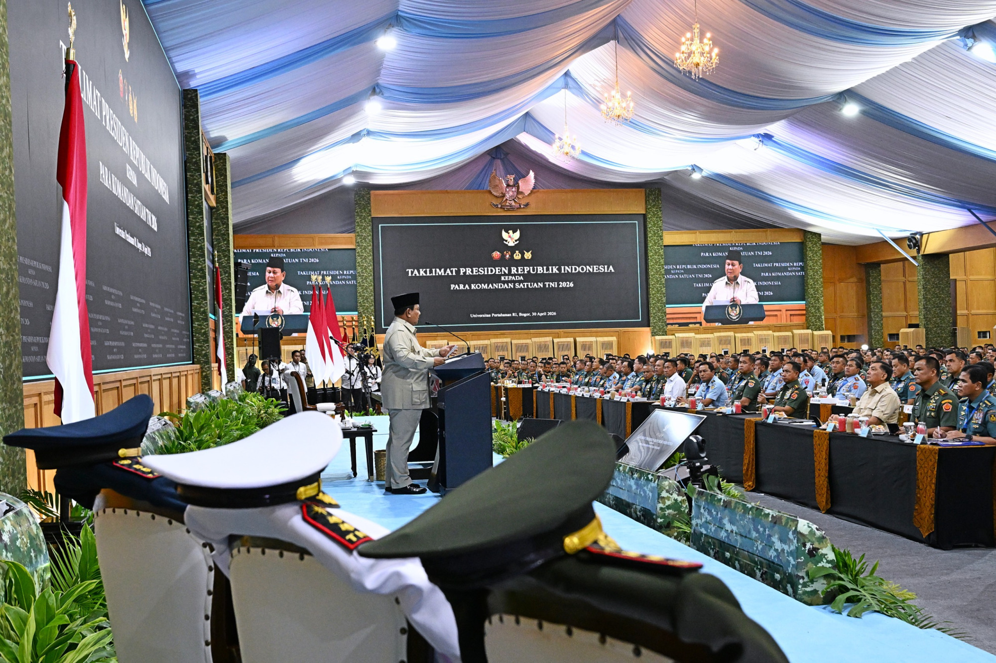 Menhan Sjafrie Hadiri Taklimat Presiden kepada Dansat TNI 2026 di Unhan