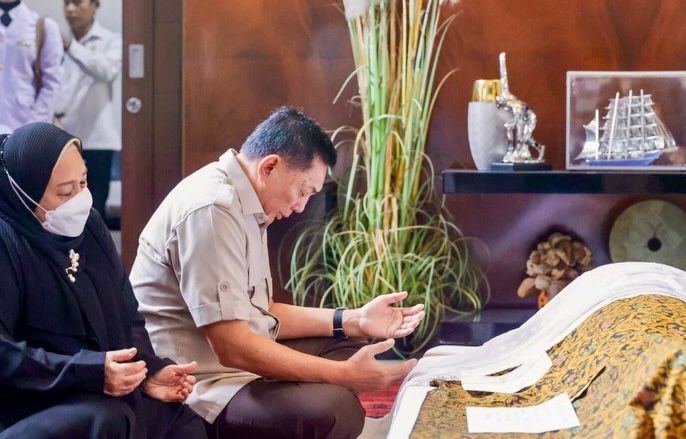 Menhan RI Melayat ke Rumah Duka Almarhum Mayjen TNI (Purn) Nurdin Zainal