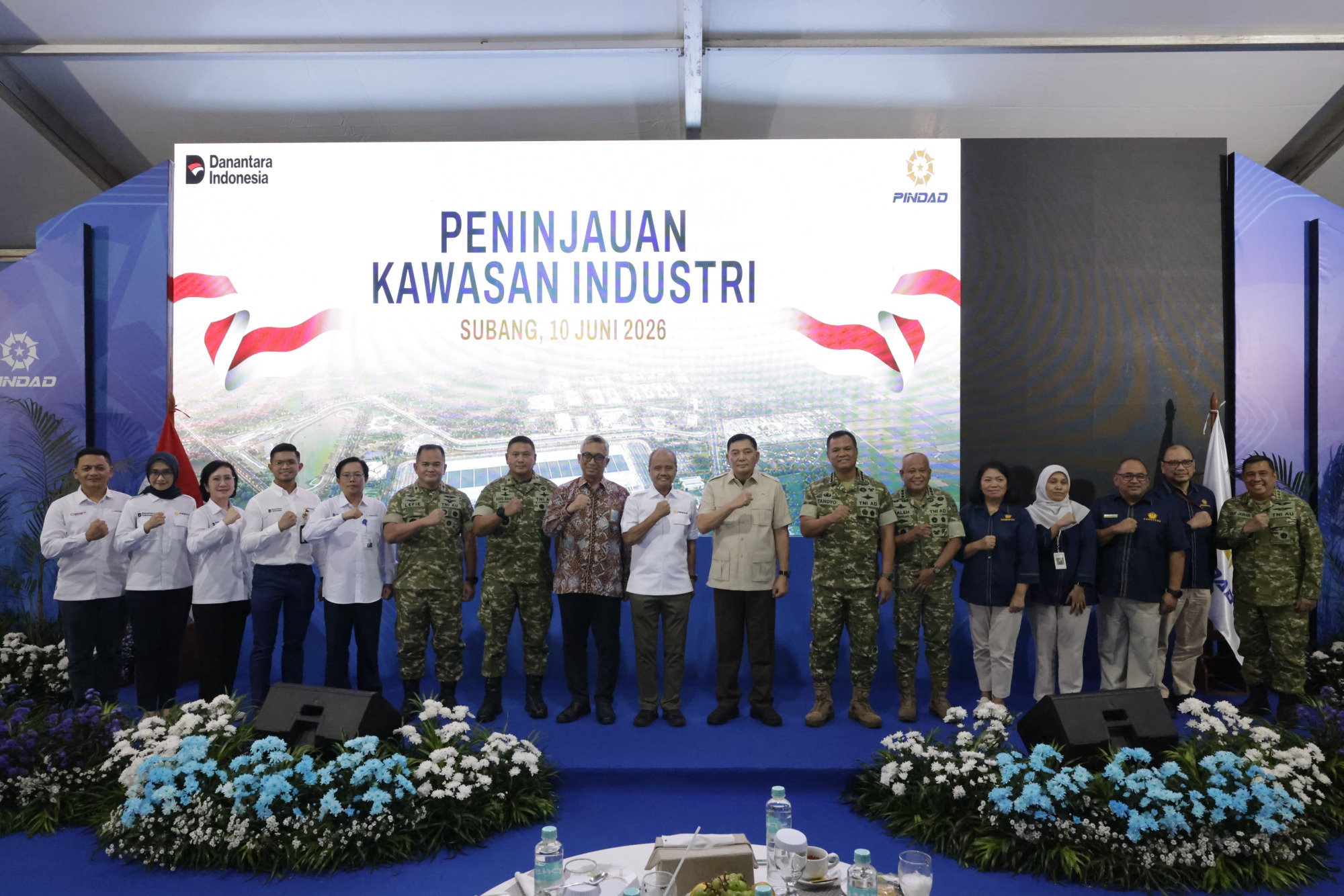 Menhan Tinjau Perkembangan Proyek Mobil Nasional di Subang