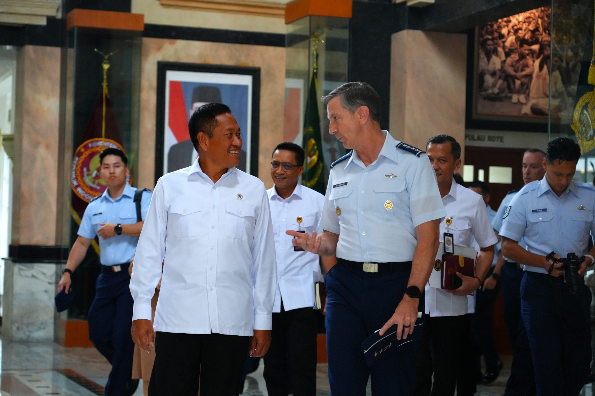 Wamenhan RI Terima Kunjungan Commander of U.S. Pacific Air Forces, Bahas Penguatan Kerja Sama Pertahanan