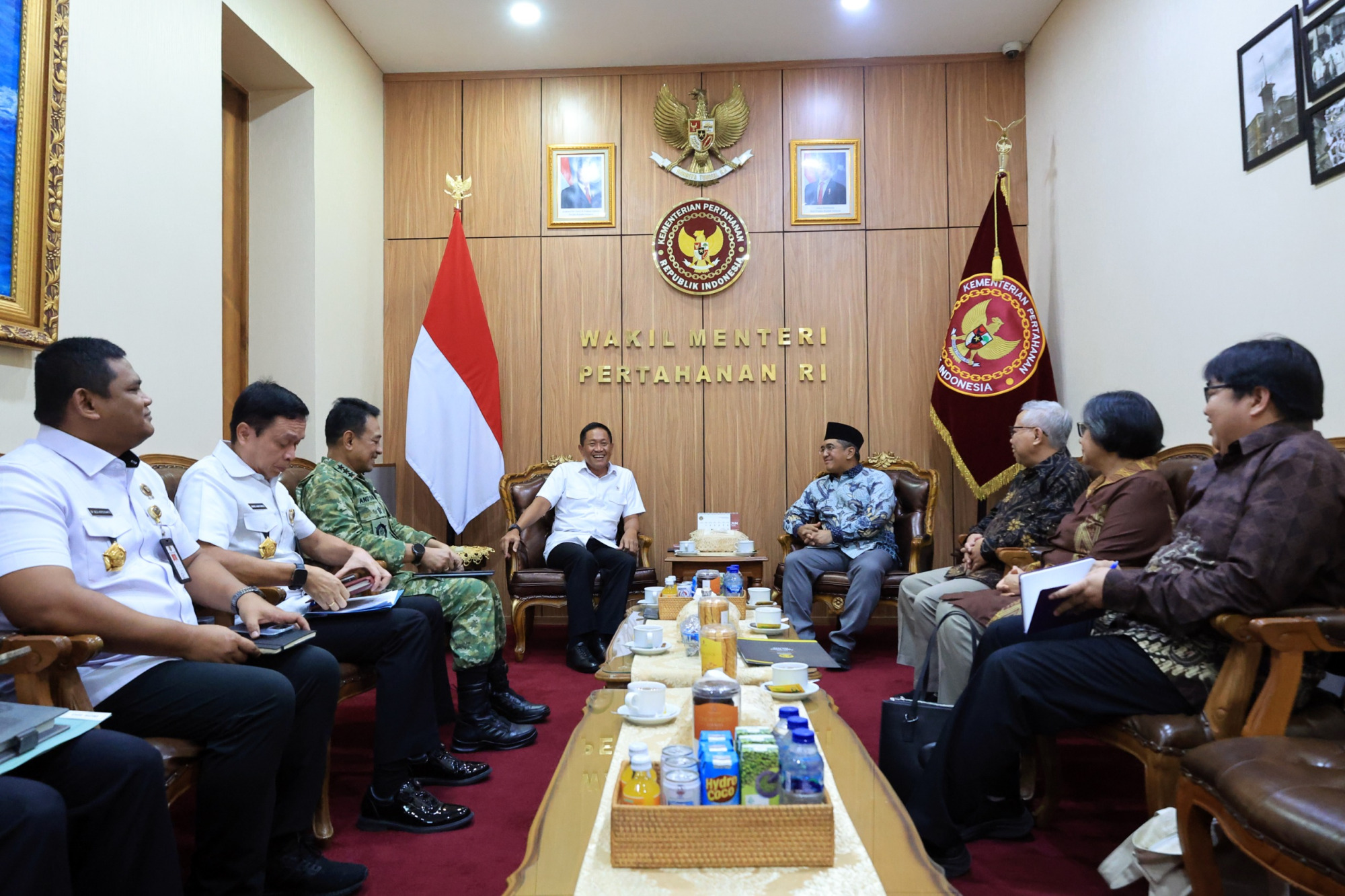 Wamenhan RI Terima Kunjungan Rektor UI, Bahas Kerja Sama Penyelenggaraan Kelas Khusus International FISIP dengan Kemhan