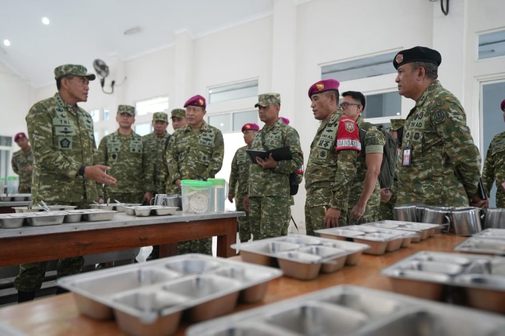 Sekjen Kemhan Tinjau Program Pembekalan Bela Negara SPPI 2026 di Kodikmar