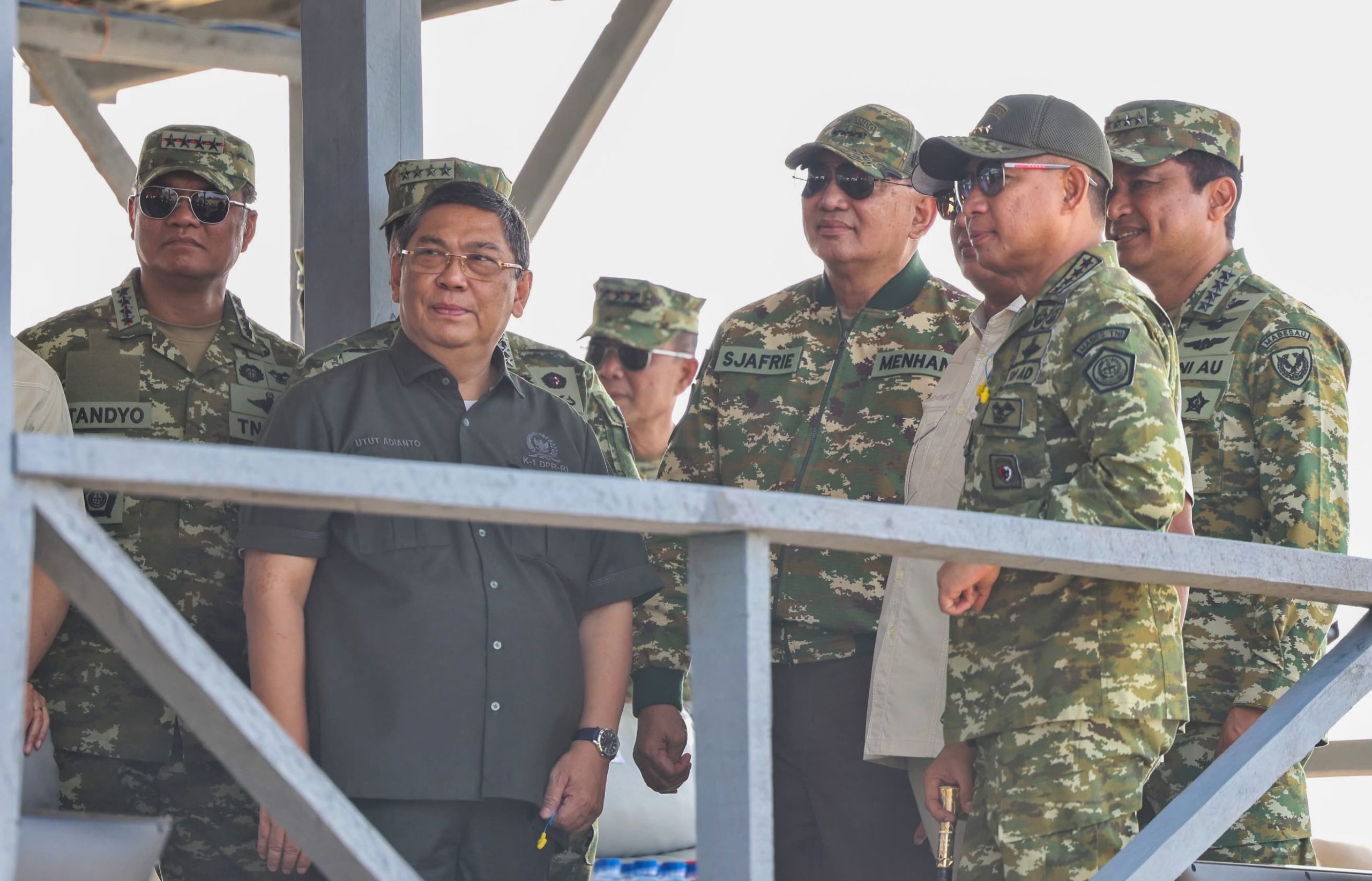 Menhan Sjafrie Tinjau Langsung Latihan Operasi TNI di Dabo Singkep, Kepulauan Riau