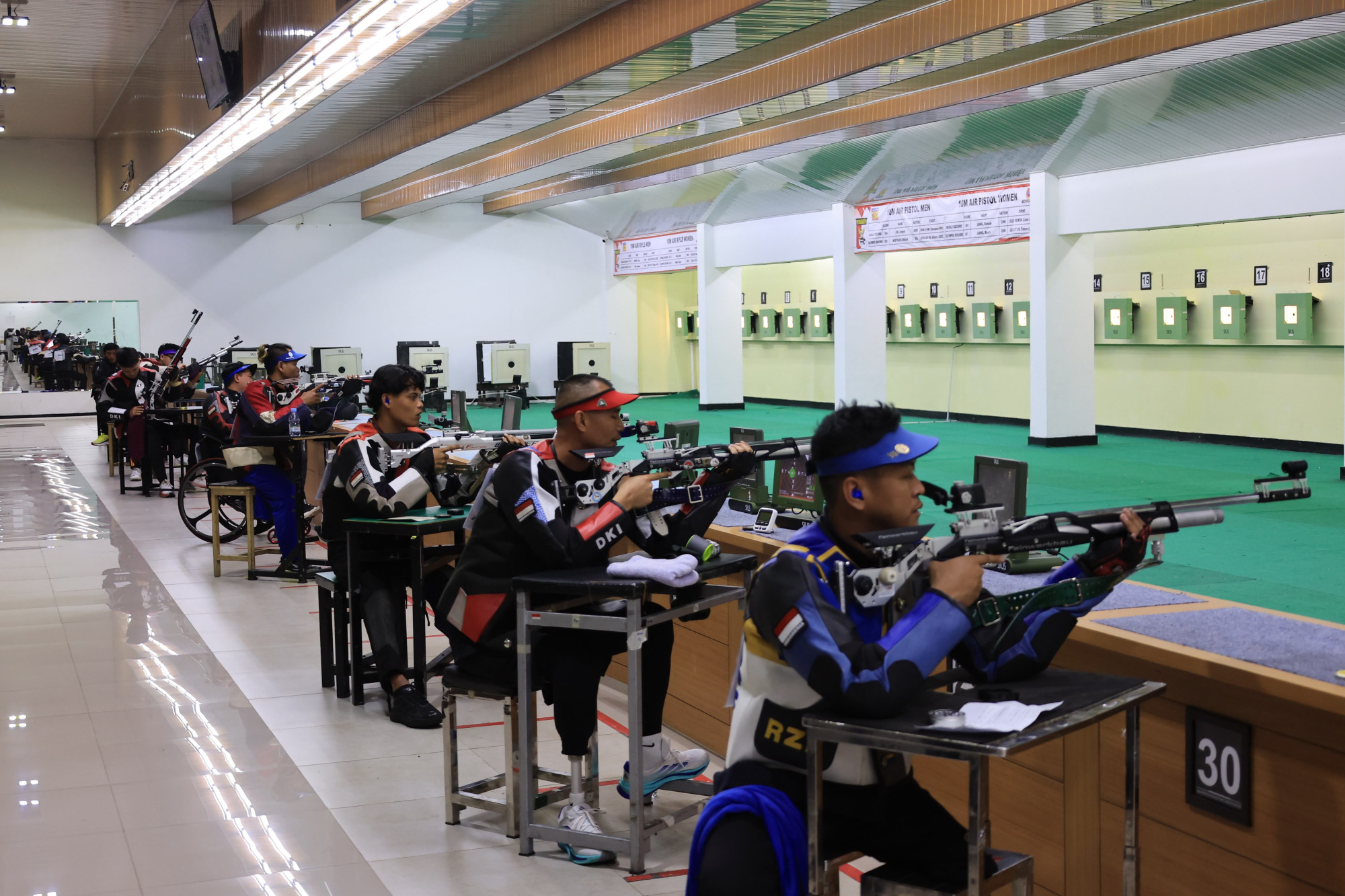 Puskeshan Kemhan Gelar Kejuaraan Menembak Penyandang Disabilitas
