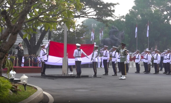 Sekjen Kemhan Pimpin Upacara Peringatan HUT ke-81 Kemerdekaan RI