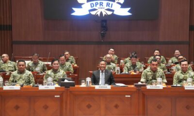 Wamenhan Hadiri Raker dengan Komisi I DPR, Persetujuan Lelang Eks KRI Ki Hajar Dewantara-364