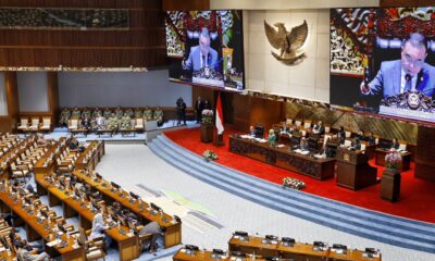 Menhan Sjafrie Hadiri Rapat Paripurna DPR RI, Penjualan Eks KRI Ki Hajar Dewantara Disetujui