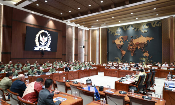 Wamenhan Hadiri Raker Komisi I DPR RI, Bahas Penyesuaian RKA Kemhan dan TNI TA. 2027