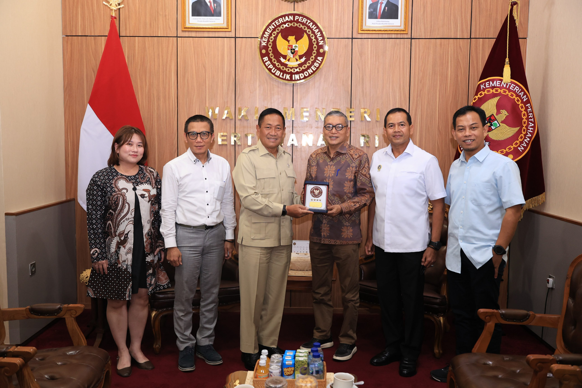 Wamenhan Terima Audiensi Chairman Infobank Group