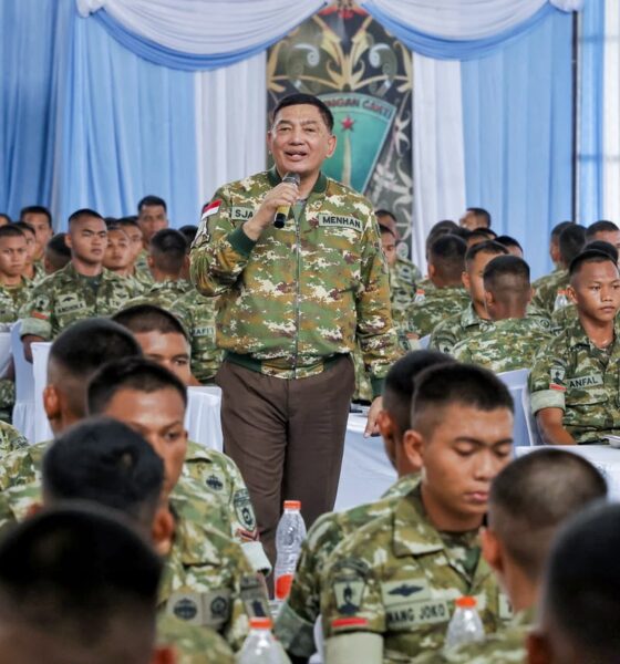 Kunker ke Kaltara, Menhan Sjafrie Tinjau Yonif TP 880/Banuanta di Bulungan: Tegaskan Kemampuan Tempur dan Teritorial Pembangunan untuk Kedaulatan Perbatasan