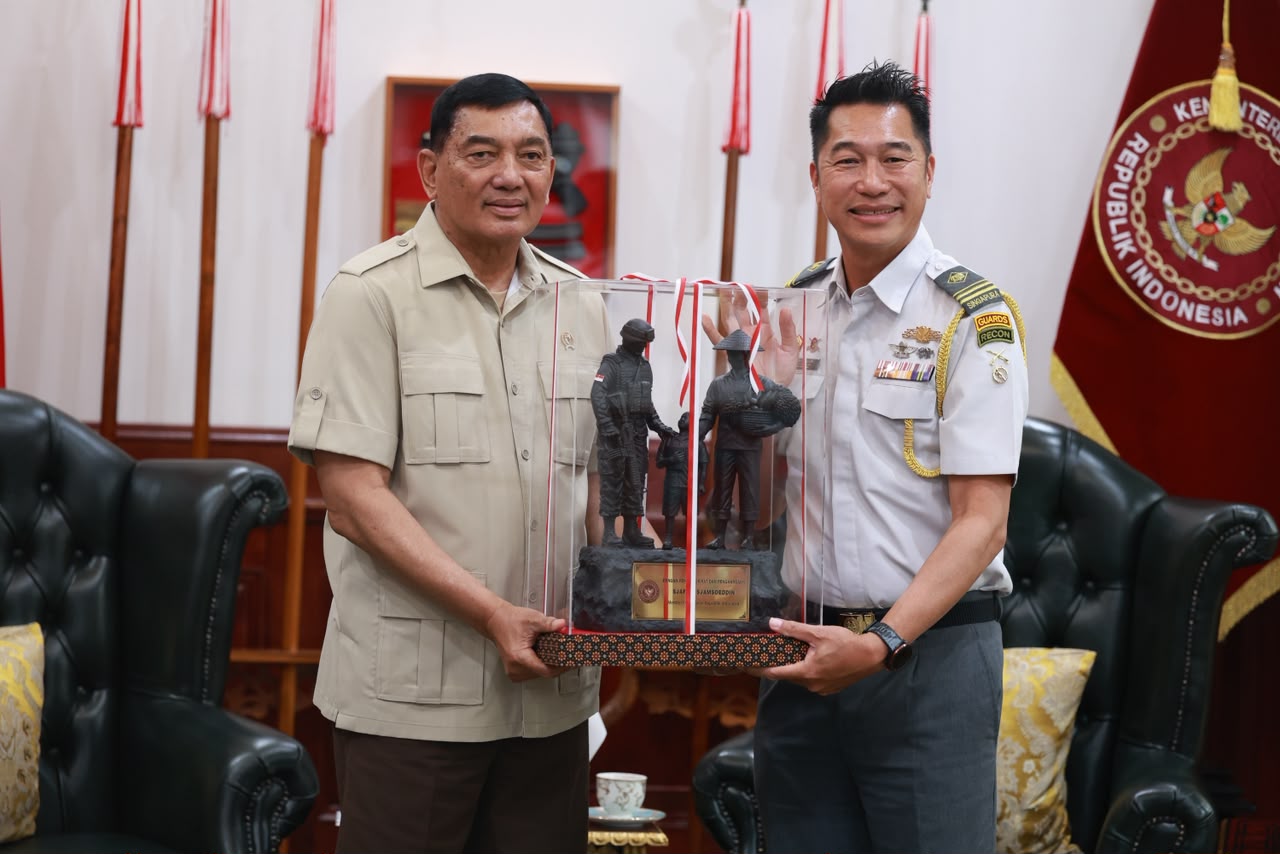 Menhan Sjafrie Terima Courtesy Call Athan Singapura, Apresiasi Dedikasi Selama Bertugas