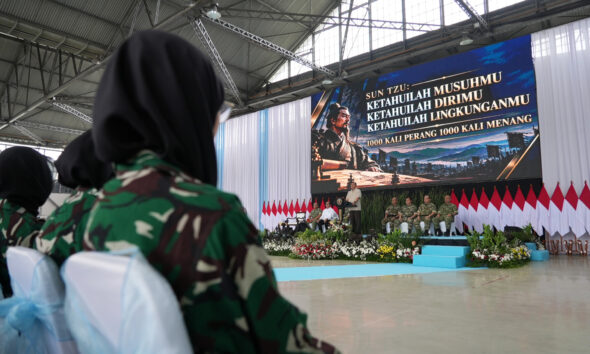 Menhan Tekankan Bela Negara dan Patriotisme kepada Siswa Latsarmil Komcad