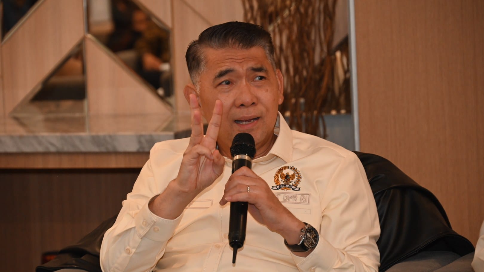Harga Avtur Bebani Penerbangan, Syarif Fasha Minta Pemerintah Evaluasi Komponen Harga