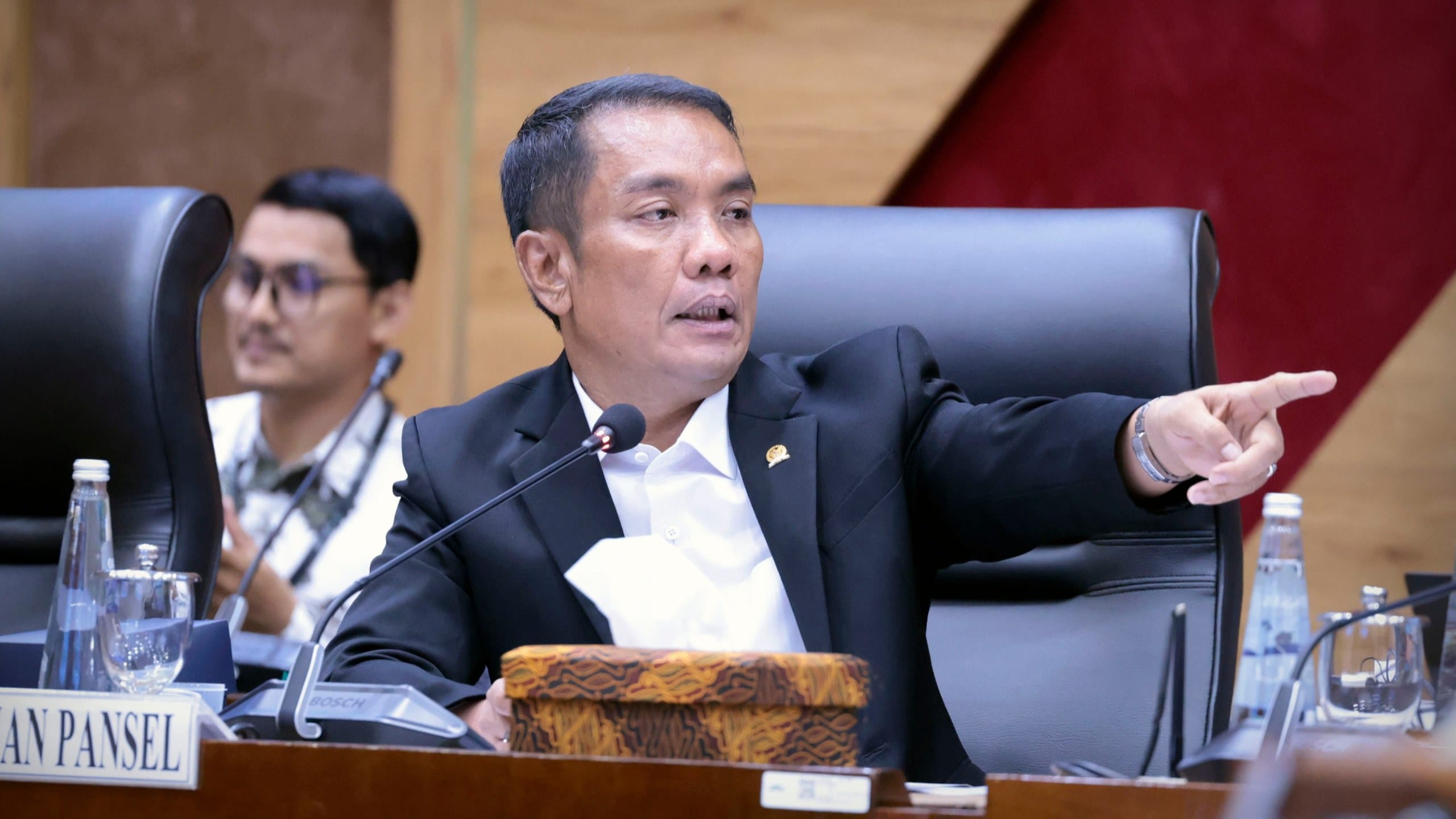 Komisi XI Tetapkan Nyoman Adhi Suryadnyana dan Khaidir Abdurrahman sebagai Calon Anggota BPK Terpilih